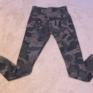 Camo print leggings